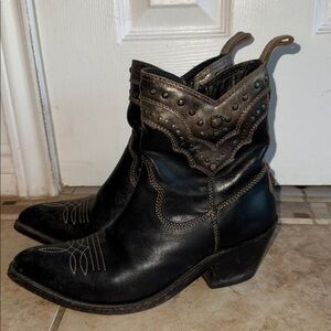 Liberty Black • Fara Mossil Black Leather Studded Ankle Boot Western Cowgirl 8.5